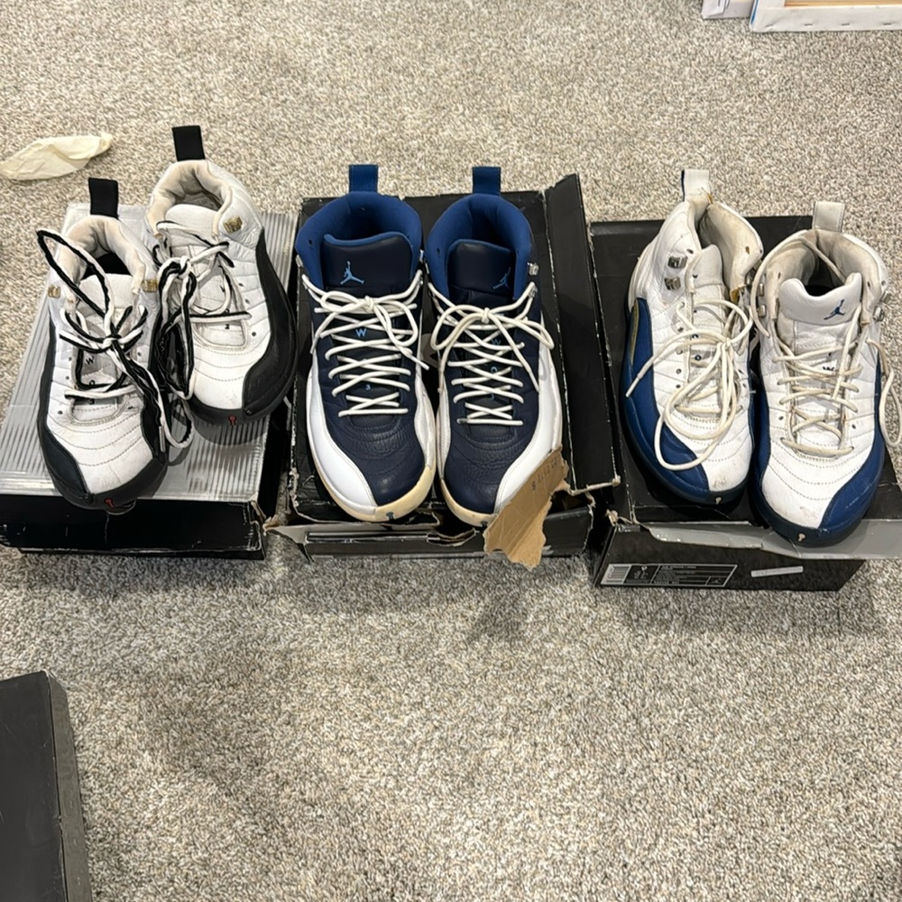 Retro 12 obsidian blue 9.5   wht/blk and french blue 8.5 all pairs for $40